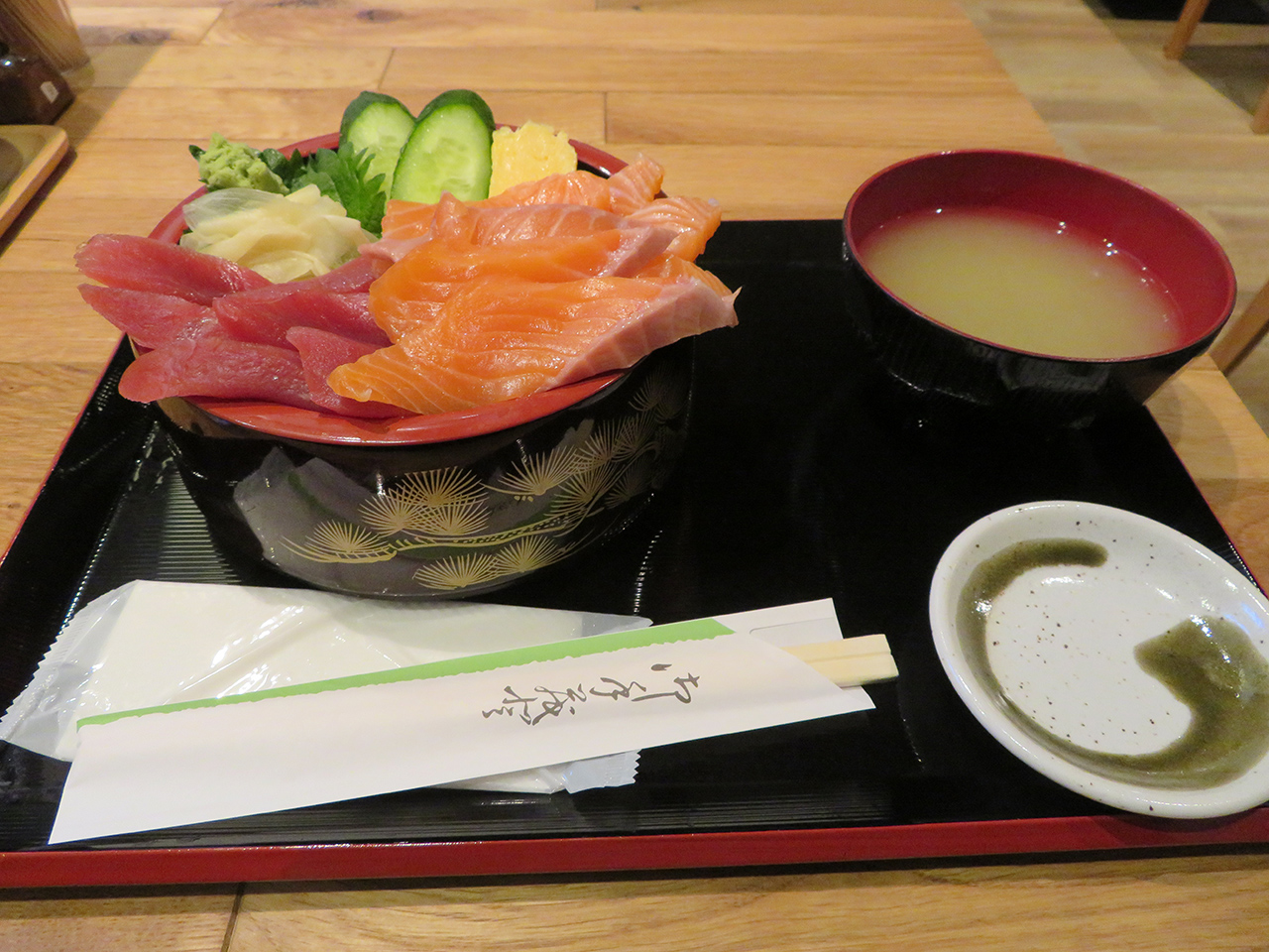 丼兵衛・本マグロサーモン丼